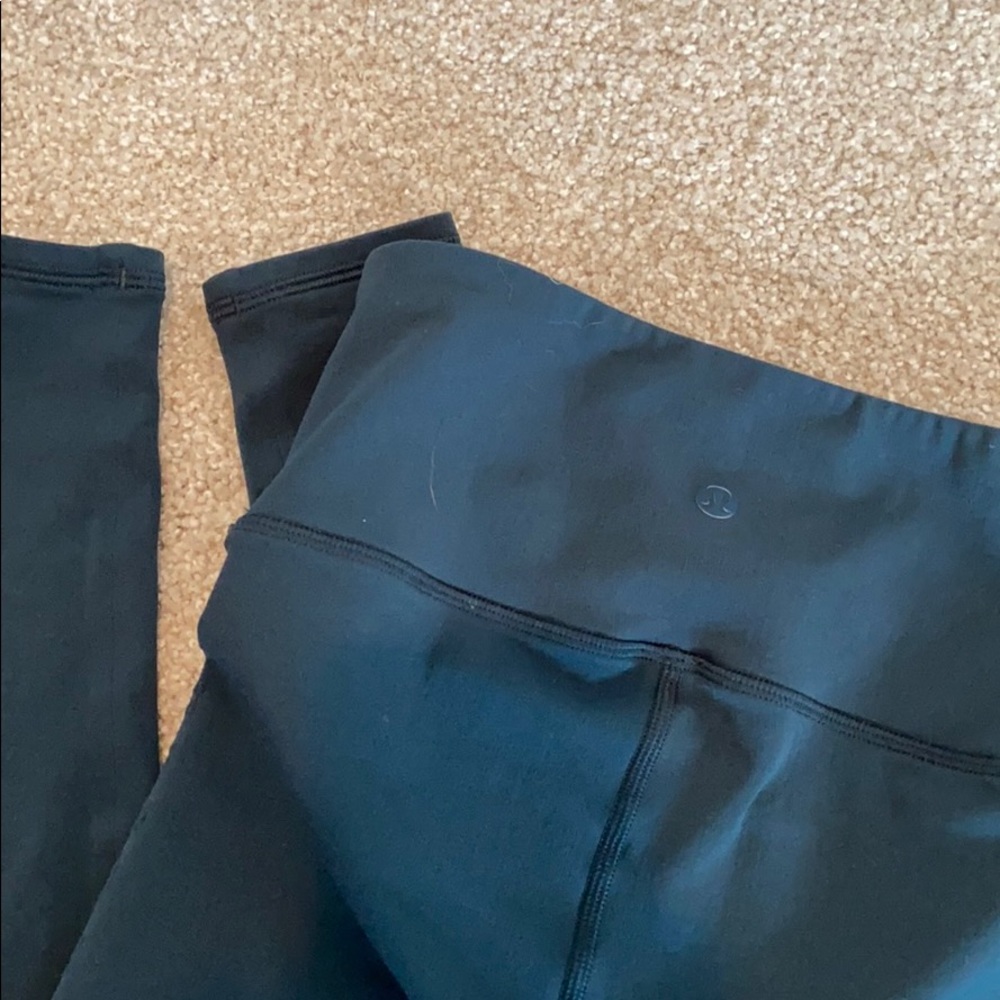 Greenish/blue lululemon leggings!